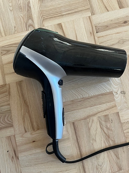 Braun hiustenkuivain