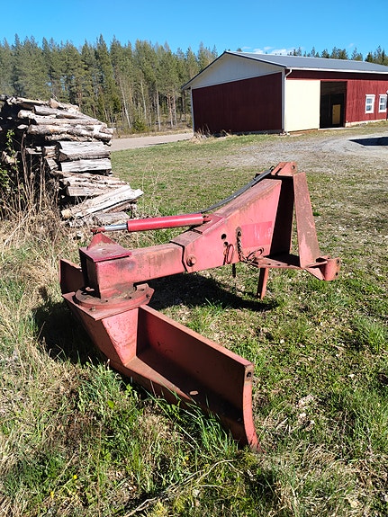 VM 220 takalana