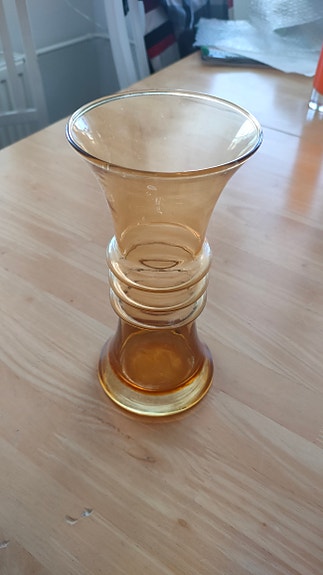 Kielo-maljakko 20 cm korkea