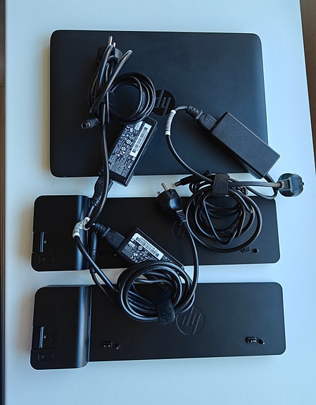 HP Elitebook 840 G1  + oheistarvikkeet