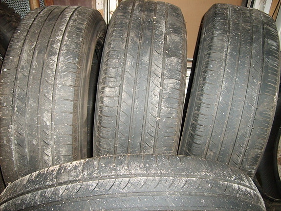 4kpl Micelin 225-60-18 kesärenkaita