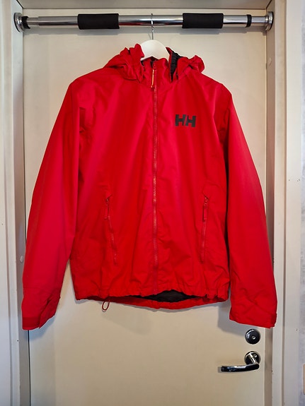 Helly hansen kuoritakki 176cm
