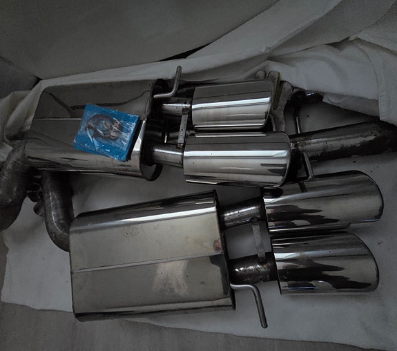 Audi S8 V10 D3 5.2 Malliin Foxin Putkisto