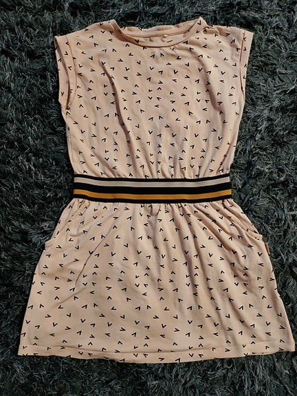 Bogi mekko 122cm