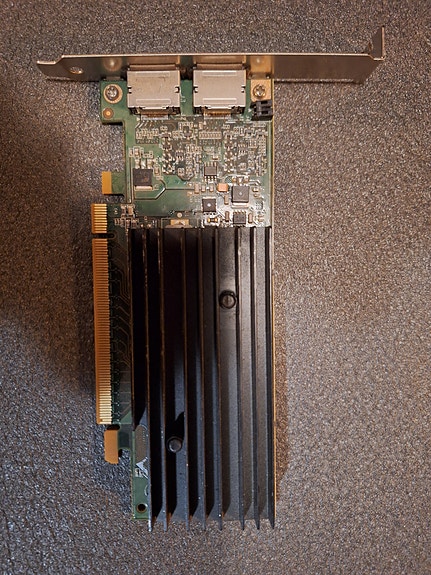 Nvidia Quadro NVS295 PCI-Express näytönohjain