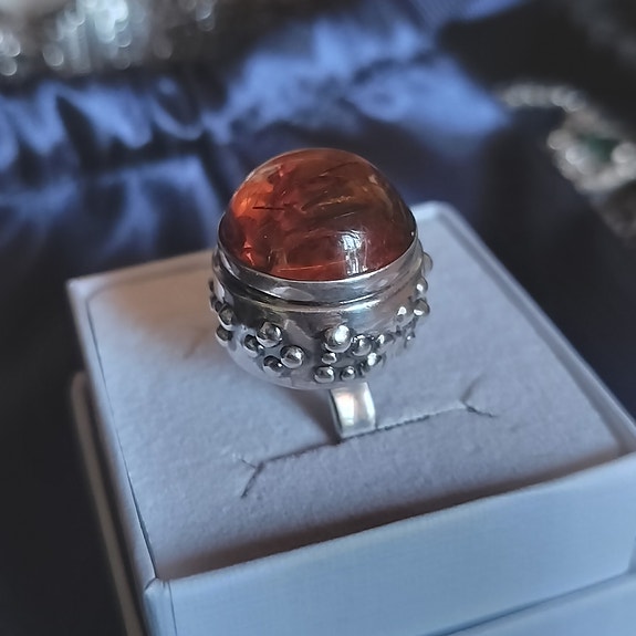 E. Granit hopea design meripihka sormus