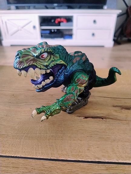 1996 Extreme Dinosaur's Dino Chopper T-Bone