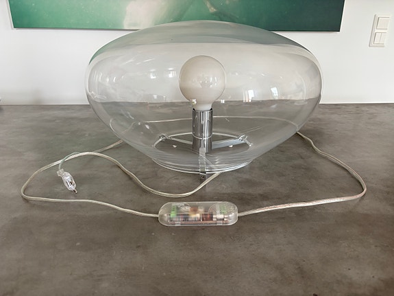 Philips Lirio Nucleus design pöytävalaisin