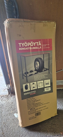 Mag-Pro Tools työpöytä rengastelineellä