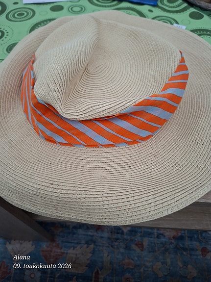 Marimekko hattu