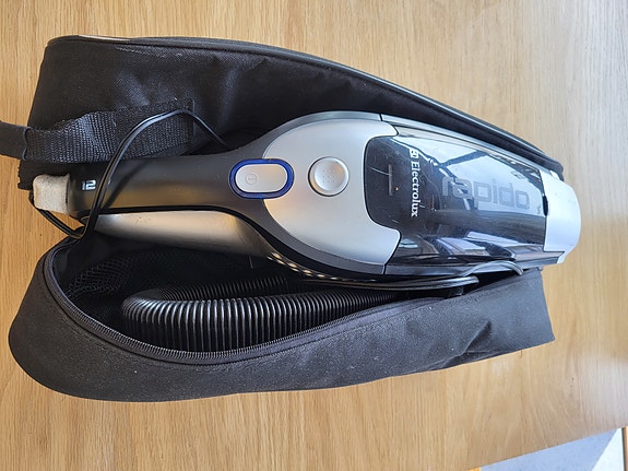 Electrolux Rapido käsipölynimuri