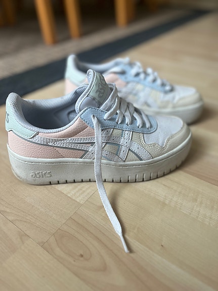 Asics tennarit koko 38