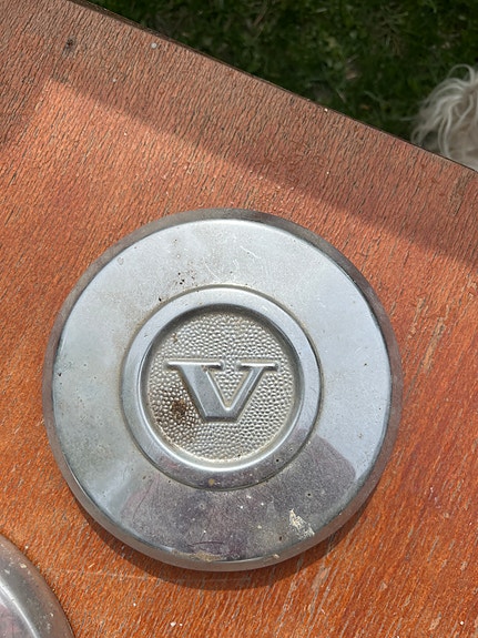 Volvo pölykapseli