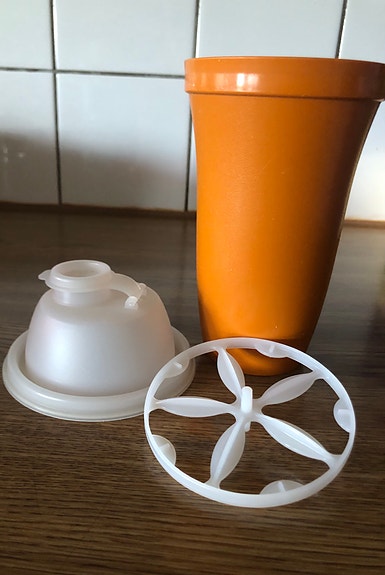 Tupperware shakeri oranssi juomamuki