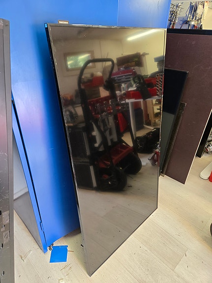 Samsung 55" näyttö