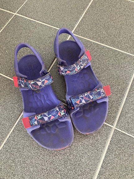 Merrell sandaalit noin 36