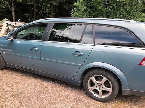 Opel Vectra Wagon Enjoy 2,2 Direct 114kW/155hv A5 ActiveSelect