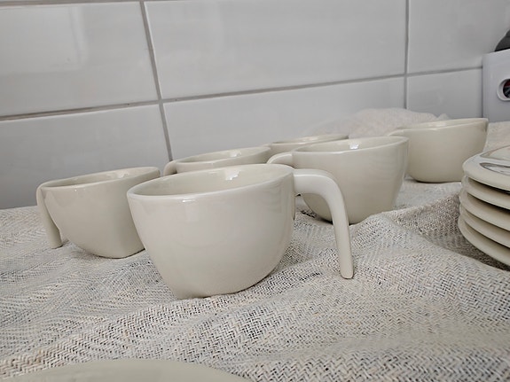 Iittala ego espressokupit 0.1l ja lautaset 12cm 6kpl