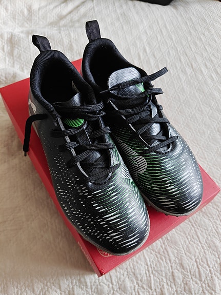 Puma future turf jalkapallokengät 32