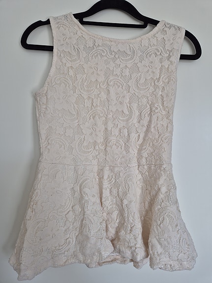Vila peplum toppi M