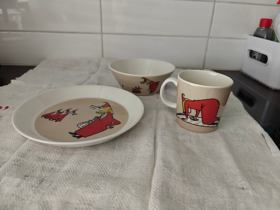 Muumi Vilijonkka muki kulho ja lautanen