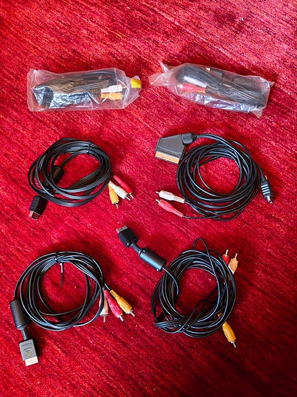 PlayStation 1 AV kaapelit