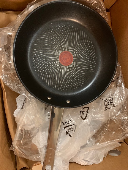 Tefal paistinpannu induktiopohjalla