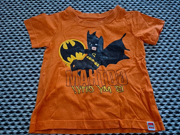 Lego batman t-paita koko 90
