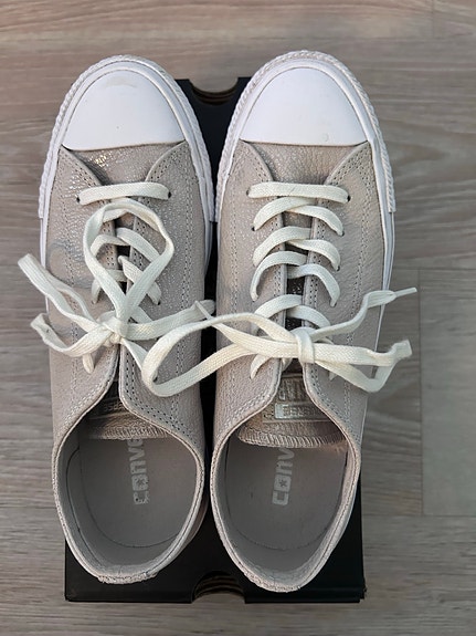 Converse nahkaiset tennarit koko 37