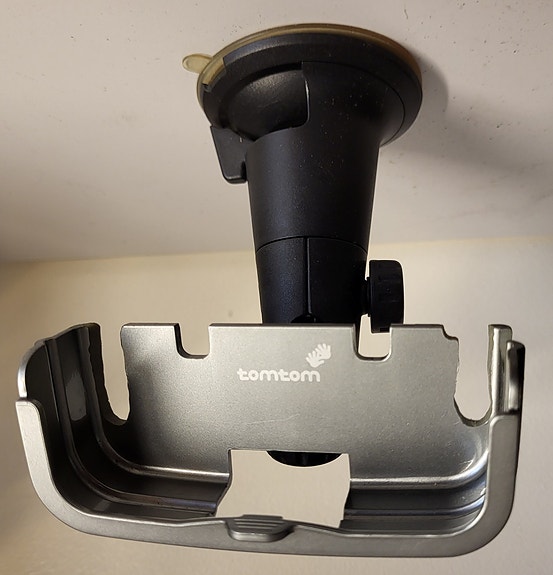 TomTom Rider navigaattorin autoteline