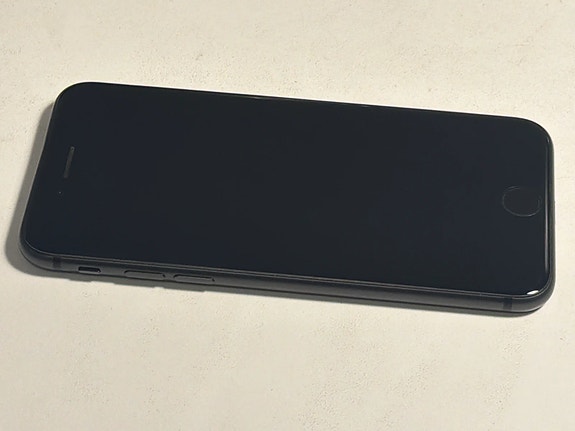 ALE iPhone 8 64GB black - TAKUU 12 kk