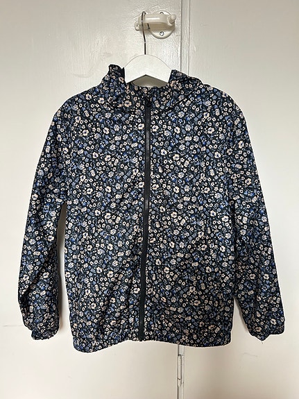 H&M tuulitakki 122/128