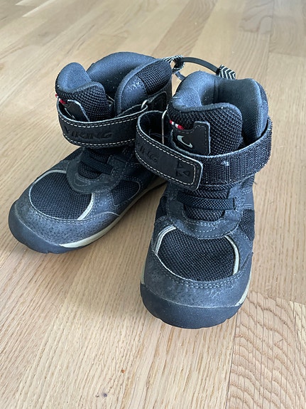 Viking lasten kengät koko 25 musta unisex