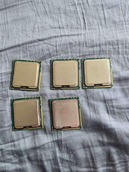 5× Intel Xeon E5620 (Mac Pro 2010) – toimivat