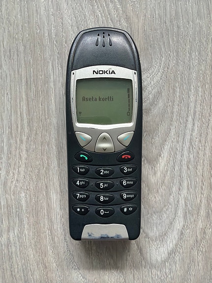 Nokia 6210