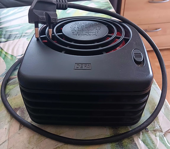 Defa auton sisätilan lämmitin 1400w
