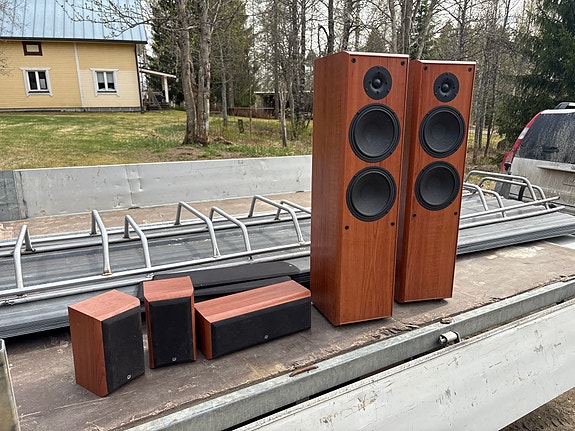 Jamo 4500 Kotiteatteri