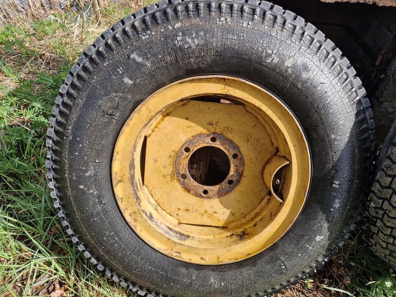 Valmet 602 etupyörä