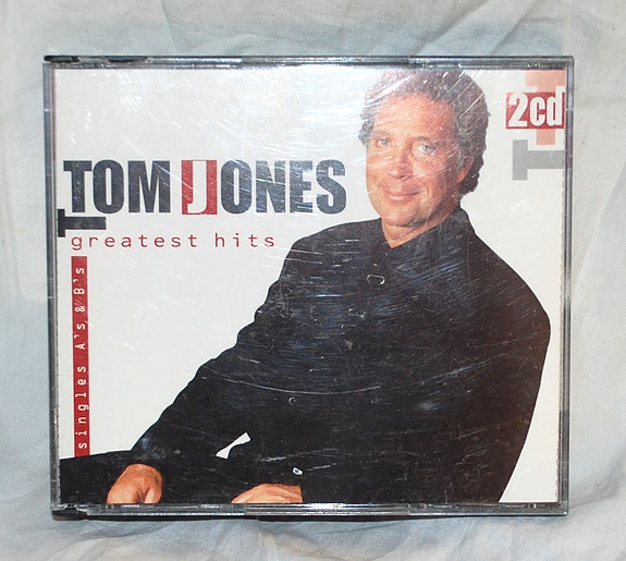 Tom Jones GREATEST HITS tuplaCD singles A´s & B´s