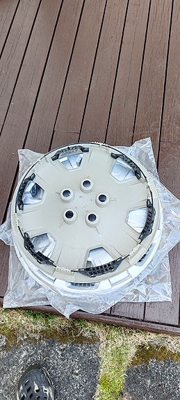 Opel pölykapselit 3kpl