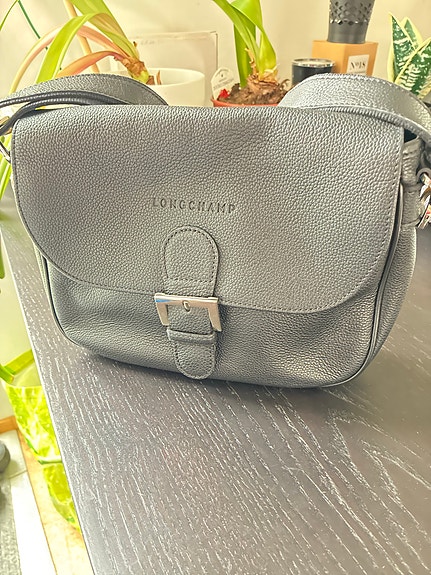 Longchamp nahkainen olkalaukku naisille, musta