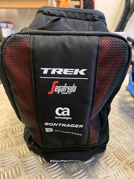 TREKセガフレード　レインバック Trek Segafredo Bontrager Rain Bag Bontrager Trek Segafredo Team