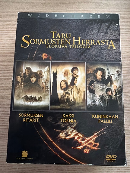 Taru Sormusten Herrasta elokuvatrilogia DVD-boksi