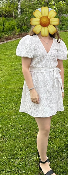 Nelly juhlamekko