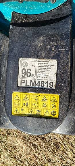Makita ruohonleikkuri