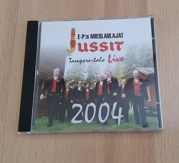 E-P n Mieslaulajat Jussit Tampere-talo Live CD 2004