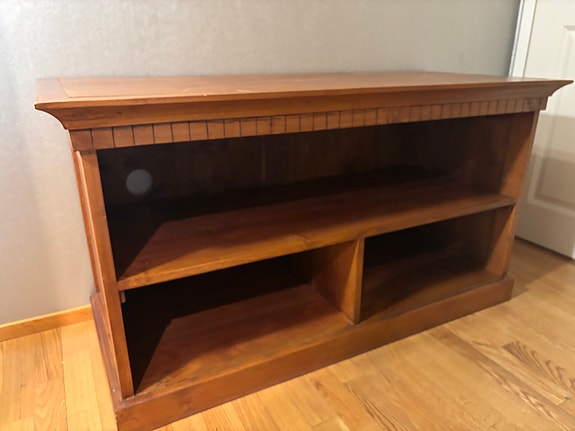 Laadukas kokopuinen tv-taso 120 cm