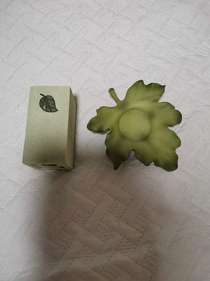 Partylite kynttilän jalka ja tuikkualunen