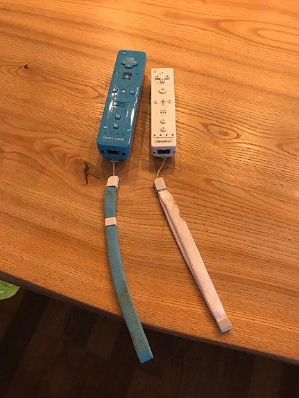 Wii konsolipelin ohjaimet halvalla