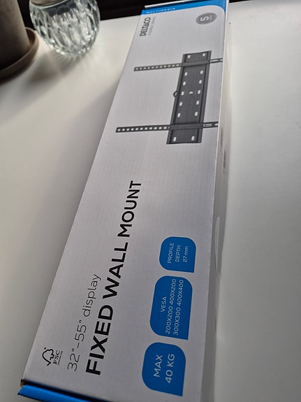 TV seinä asennusteline